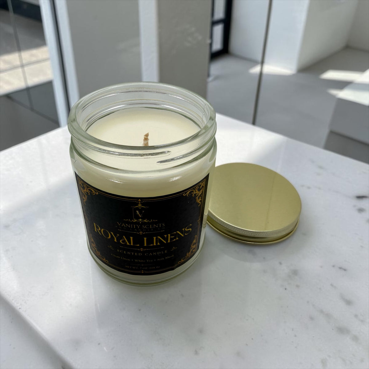 Royal Linens 7 oz Single Wick Candle